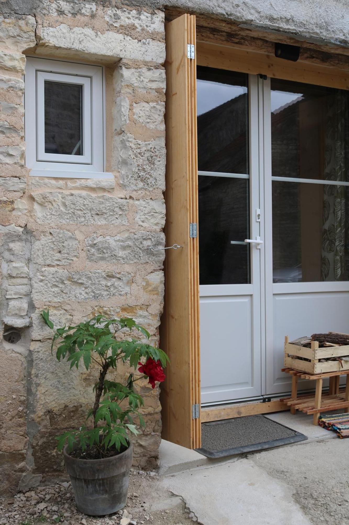 Villa Repos 2 Etoiles Au Calme Pour Deux Lucy-sur-Cure Exterior foto